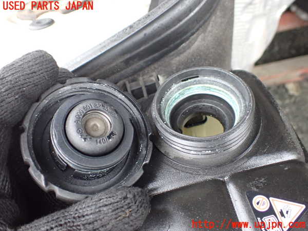 1UPJ-9241362410]ベンツ CLK350 カブリオレ(209456)(A209系)ラジエータータンク 中古_2