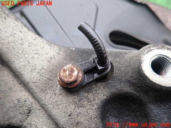 1UPJ-9241364295]ベンツ CLK350 カブリオレ(209456)(A209系)左フロントナックルハブ 中古_3