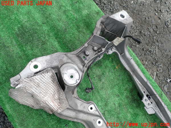 1UPJ-9241365285]ベンツ CLK350 カブリオレ(209456)(A209系)フロントメンバー 中古_3