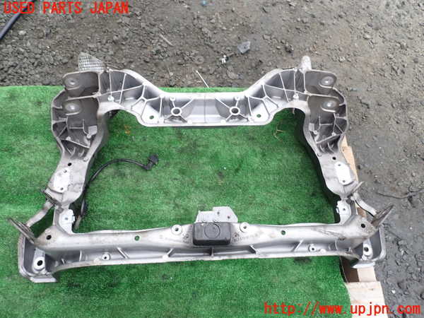 1UPJ-9241365285]ベンツ CLK350 カブリオレ(209456)(A209系)フロントメンバー 中古_4