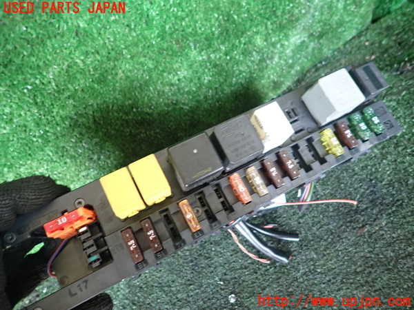 1UPJ-9241366742]ベンツ CLK350 カブリオレ(209456)(A209系)ヒューズボックス2 中古_2