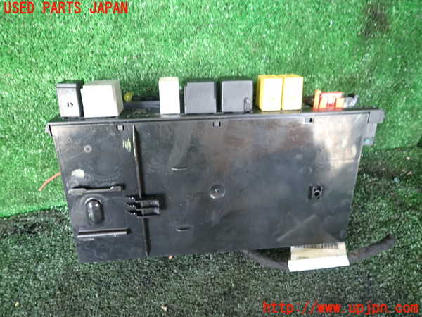 1UPJ-9241366742]ベンツ CLK350 カブリオレ(209456)(A209系)ヒューズボックス2 中古_3