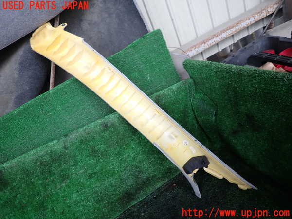 1UPJ-9241367655]ベンツ CLK350 カブリオレ(209456)(A209系)右フロントピラートリム 中古_3