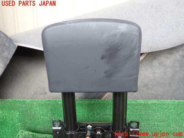 1UPJ-9241367150]ベンツ CLK350 カブリオレ(209456)(A209系)右2列目ヘッドレスト 中古_2