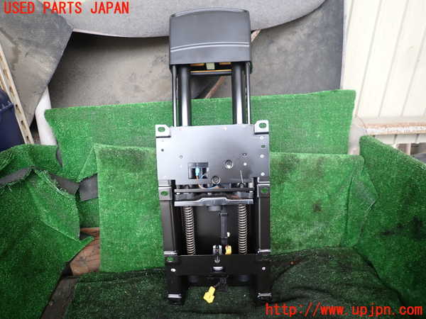 1UPJ-9241367180]ベンツ CLK350 カブリオレ(209456)(A209系)左2列目ヘッドレスト 中古_4