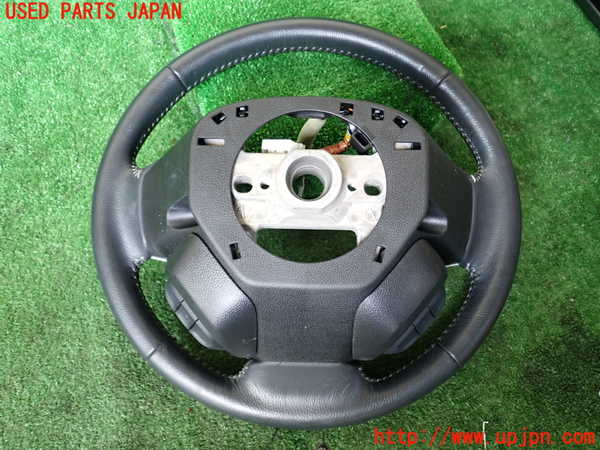 1UPJ-9241377855]ステップワゴン スパーダ ハイブリッド(RP5)ステアリングホイール 中古_4