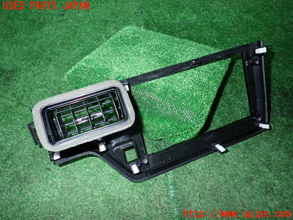 1UPJ-9241377527]ステップワゴン スパーダ ハイブリッド(RP5)エアコン吹き出し口2 (真中) 中古_2