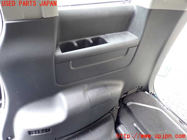 1UPJ-9241377675]ステップワゴン スパーダ ハイブリッド(RP5)右リアピラートリム 中古_4