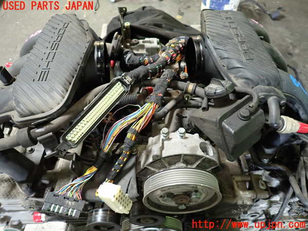 1UPJ-9241382010]ポルシェ・ボクスター(986K)エンジン M96.20 中古_3