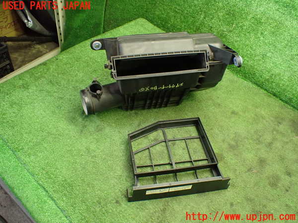 1UPJ-9241382560]ポルシェ・ボクスター(986K)エアクリーナーボックス 中古_4