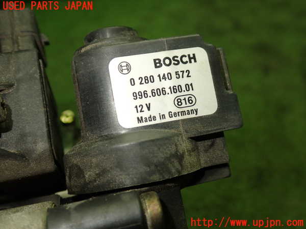 1UPJ-9241382250]ポルシェ・ボクスター(986K)スロットルボデー 中古_4