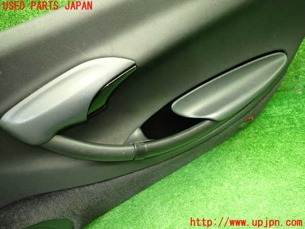 1UPJ-9241381234]ポルシェ・ボクスター(986K)右ドア内張り 中古_2