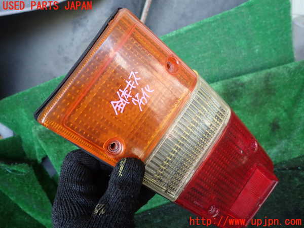 1UPJ-9241391530]ランクル60系(HJ60V(改))右テールランプ 中古_2