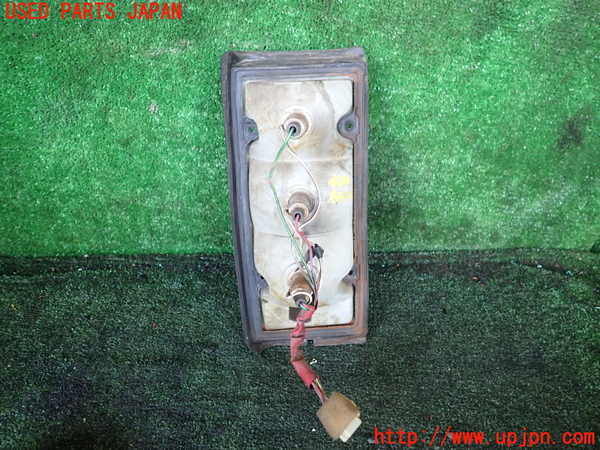 1UPJ-9241391530]ランクル60系(HJ60V(改))右テールランプ 中古_3