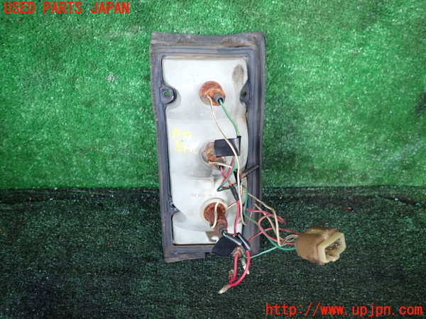 1UPJ-9241391536]ランクル60系(HJ60V(改))左テールランプ 中古_3