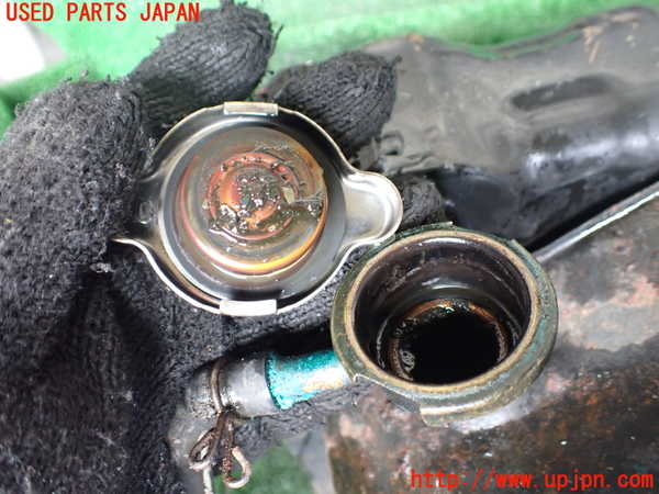 1UPJ-9241392321]ランクル60系(HJ60V(改))ラジエーター1 中古_5