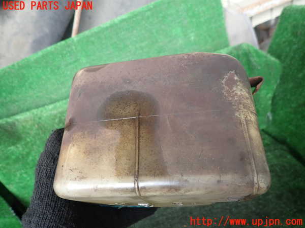1UPJ-9241392410]ランクル60系(HJ60V(改))ラジエータータンク 中古_3