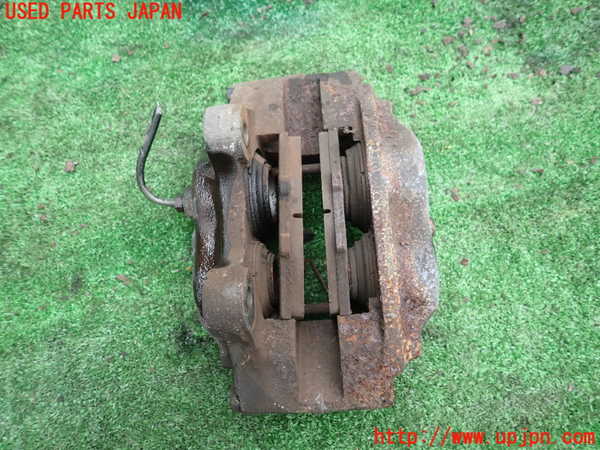 1UPJ-9241394085]ランクル60系(HJ60V(改))左フロントキャリパー 中古_2