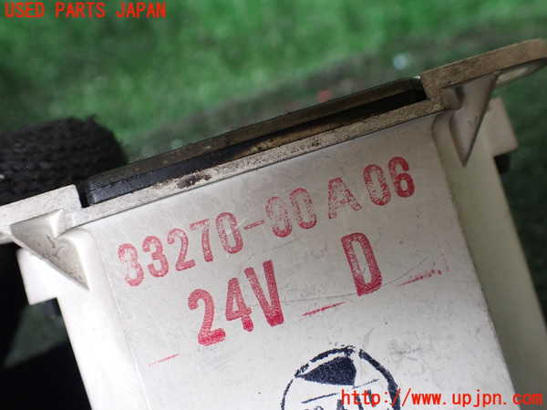 1UPJ-9241396230]ランクル60系(HJ60V(改))タコメーター 中古_4