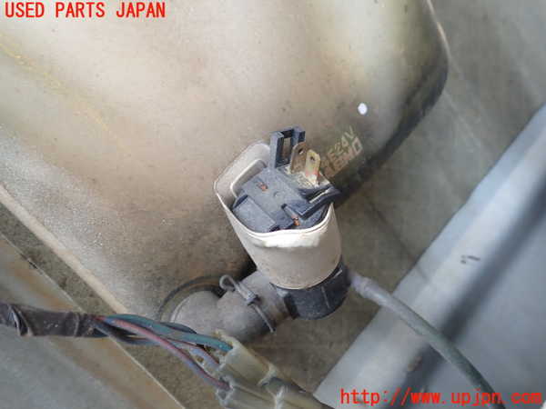 1UPJ-9241396792]ランクル60系(HJ60V(改))ウォッシャータンク2 中古_2