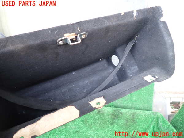 1UPJ-9241397517]ランクル60系(HJ60V(改))グローブボックス2 中古_3