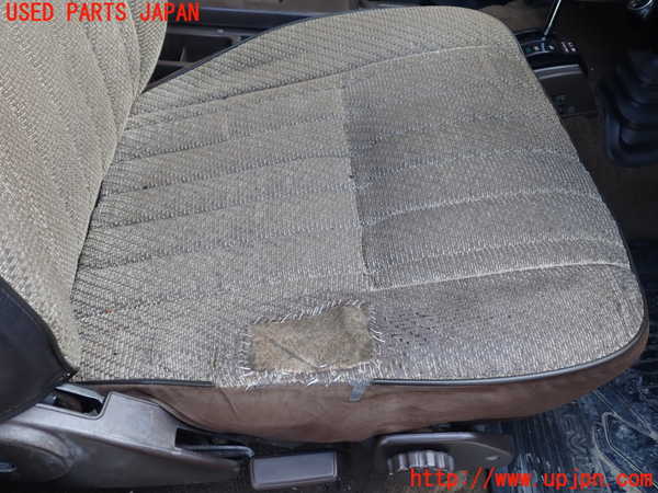 1UPJ-9241397035]ランクル60系(HJ60V(改))運転席シート 中古_3