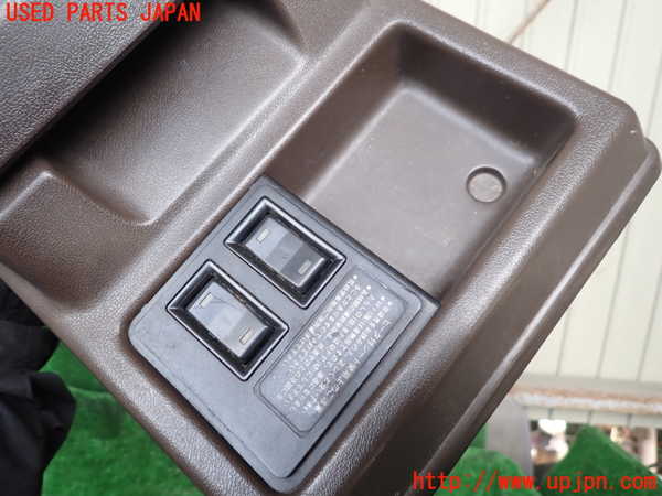 1UPJ-9241397540]ランクル60系(HJ60V(改))センターコンソール 中古_3