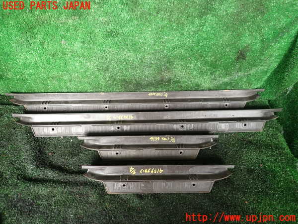 1UPJ-9241397740]ランクル60系(HJ60V(改))スカッフプレート 中古_2