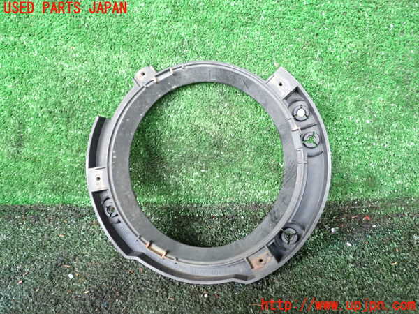 1UPJ-9241401142]ジープ・ラングラー アンリミテッド(JK36LR)左ヘッドライトリム 中古_2