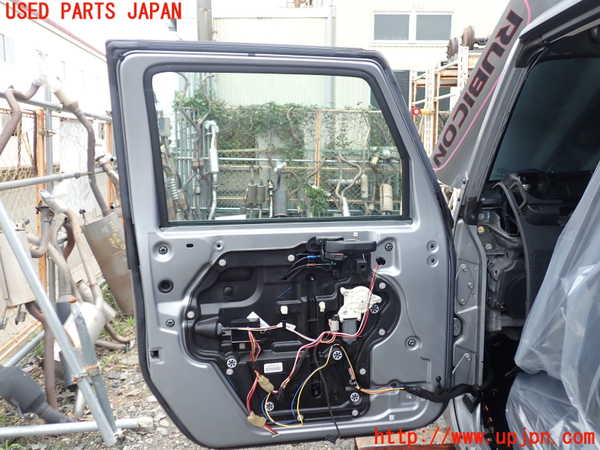 1UPJ-9241401260]ジープ・ラングラー アンリミテッド(JK36LR)左前ドア 中古(43R-000263 M505)_4