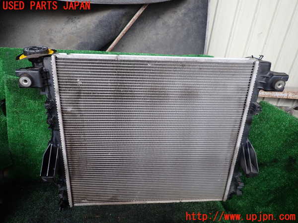 1UPJ-9241402321]ジープ・ラングラー アンリミテッド(JK36LR)ラジエーター1 中古_2