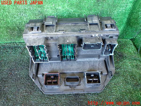 1UPJ-9241406741]ジープ・ラングラー アンリミテッド(JK36LR)ヒューズボックス1 中古_3