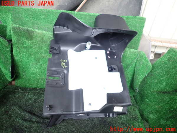 1UPJ-9241407675]ジープ・ラングラー アンリミテッド(JK36LR)右リアピラートリム 中古_3