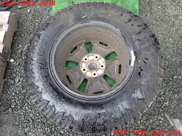 1UPJ-9241409036]ジープ・ラングラー アンリミテッド(JK36LR)タイヤ　ホイール　1本① LT245/75R17 中古_4