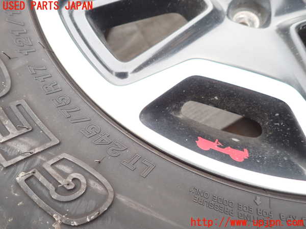 1UPJ-9241409037]ジープ・ラングラー アンリミテッド(JK36LR)タイヤ　ホイール　1本② LT245/75R17 中古_3
