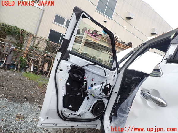 1UPJ-9241411260]アルファードハイブリッド(AAHH45W)左前ドア 中古_4