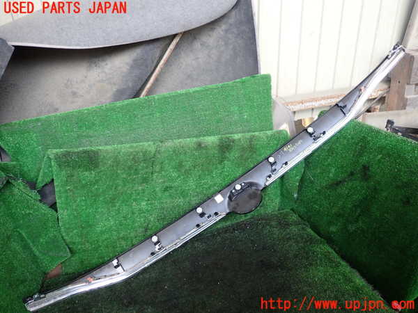 1UPJ-9241411559]アルファードハイブリッド(AAHH45W)リアフィニッシャー 中古_4