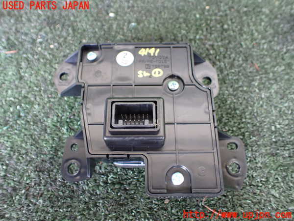 1UPJ-9241416306]アルファードハイブリッド(AAHH45W)スイッチ1 中古_2