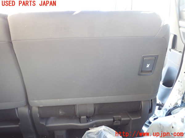 1UPJ-9241417145]アルファードハイブリッド(AAHH45W)右2列目シート 中古_4