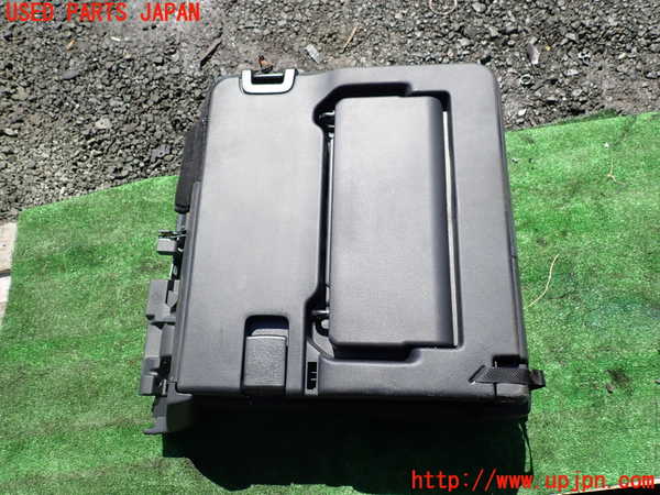 1UPJ-9241417235]アルファードハイブリッド(AAHH45W)右3列目シート 中古_5