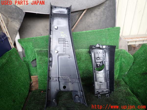 1UPJ-9241417665]アルファードハイブリッド(AAHH45W)右センターピラートリム 中古_2