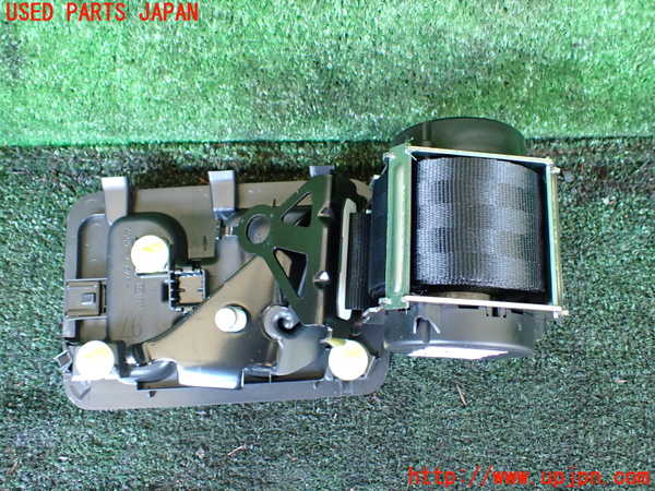 1UPJ-9241417215]アルファードハイブリッド(AAHH45W)3列目シートベルト 中古_3