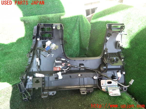 1UPJ-9241417693]アルファードハイブリッド(AAHH45W)内装トリム類3 中古_4