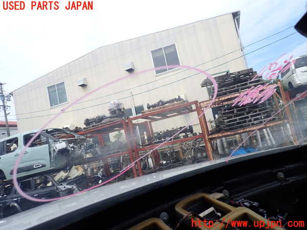 1UPJ-9241431195]BMW 330e(8E20 F30)フロントガラス PILKINGTON M1244 中古_4