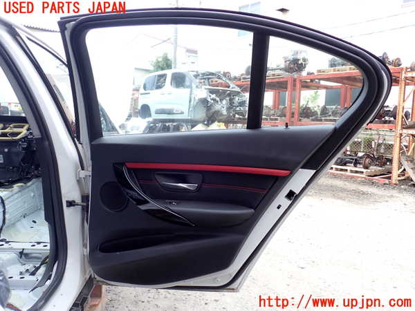 1UPJ-9241431290]BMW 330e(8E20 F30)右後ドア FUYAO M540 中古_2