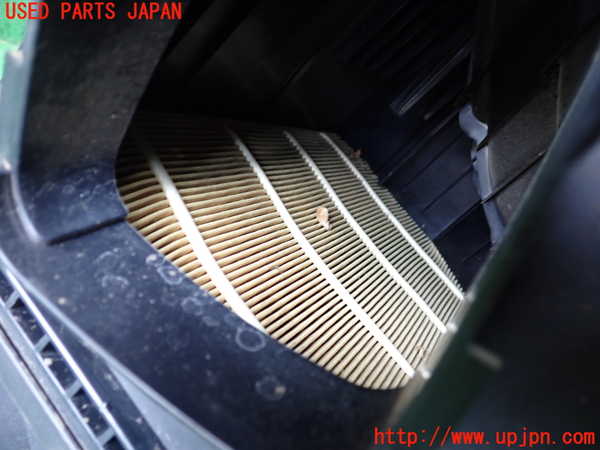 1UPJ-9241432560]BMW 330e(8E20 F30)エアクリーナーボックス 中古_3
