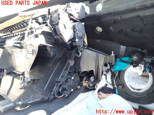 1UPJ-9241436081]BMW 330e(8E20 F30)エバポレーター1 中古_4