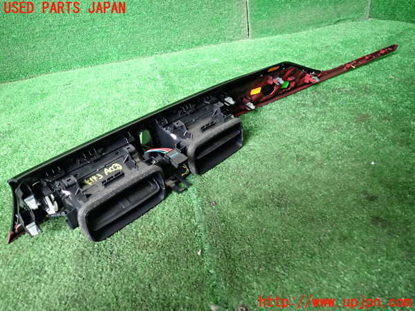 1UPJ-9241437527]BMW 330e(8E20 F30)エアコン吹き出し口2 (真中) 中古_2