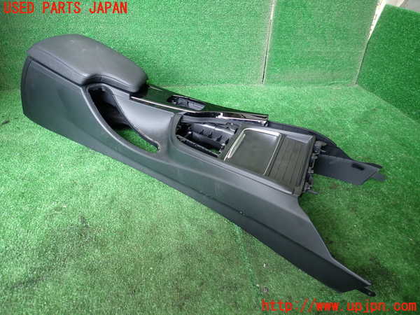1UPJ-9241437540]BMW 330e(8E20 F30)センターコンソール 中古_2