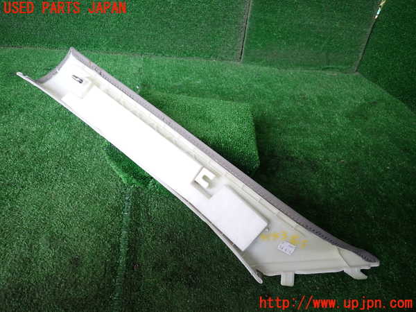 1UPJ-9241437655]BMW 330e(8E20 F30)右フロントピラートリム 中古_2